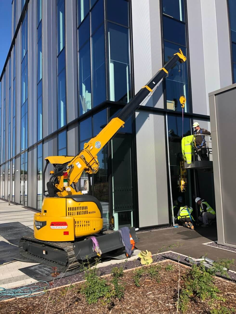 Mini Crawler Crane Hire Vacuum and Crane Ltd